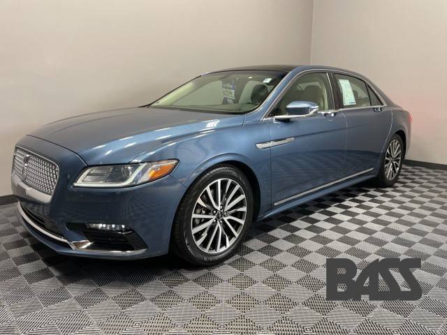 2018 Lincoln Continental Select FWD photo