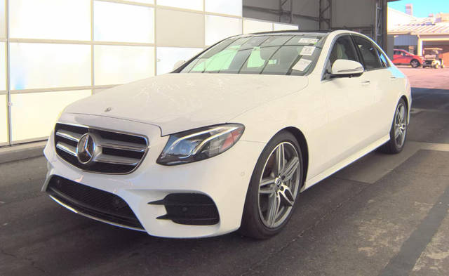 2018 Mercedes-Benz E-Class E 300 RWD photo