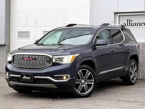 2019 GMC Acadia Denali AWD photo