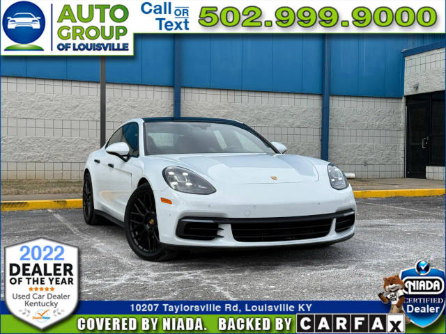 2018 Porsche Panamera RWD photo