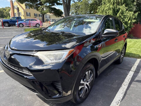 2018 Toyota RAV4 LE AWD photo
