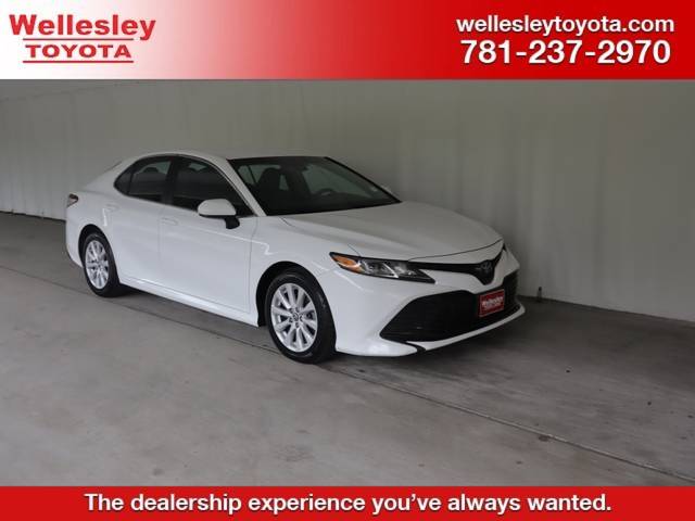 2018 Toyota Camry LE FWD photo