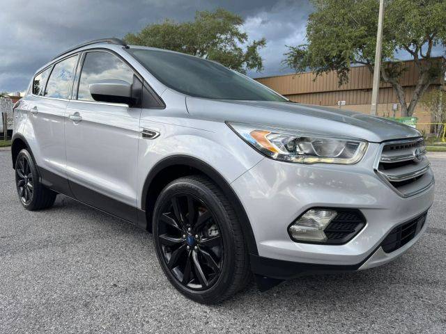 2018 Ford Escape SEL FWD photo