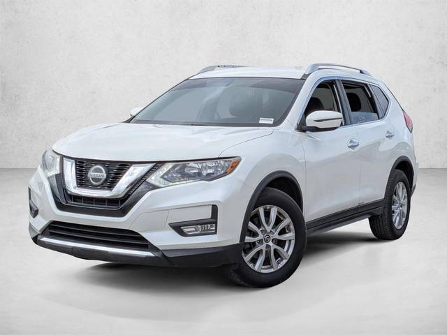2018 Nissan Rogue SV FWD photo