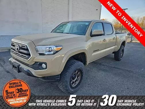 2016 Toyota Tacoma SR5 4WD photo