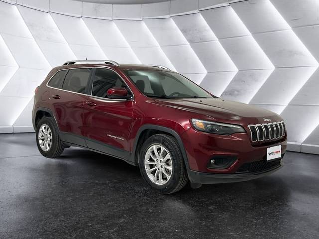 2019 Jeep Cherokee Latitude FWD photo