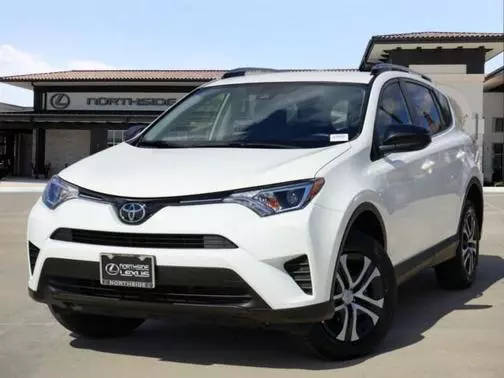 2018 Toyota RAV4 LE FWD photo