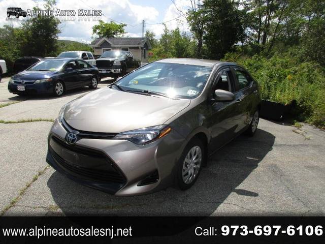 2019 Toyota Corolla LE FWD photo