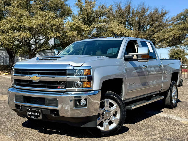 2019 Chevrolet Silverado 2500HD LTZ 4WD photo