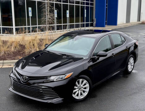 2018 Toyota Camry LE FWD photo