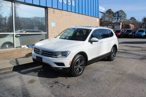 2018 Volkswagen Tiguan SEL FWD photo