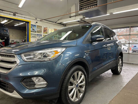 2018 Ford Escape Titanium 4WD photo