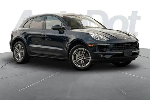 2017 Porsche Macan S AWD photo