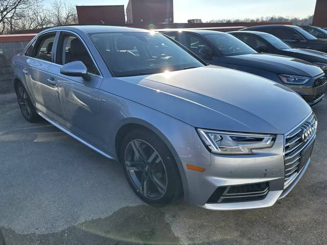 2018 Audi A4 Tech Premium Plus AWD photo