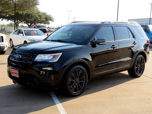 2018 Ford Explorer XLT FWD photo