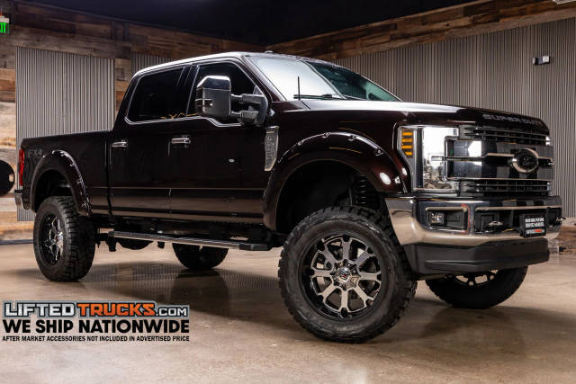 2018 Ford F-250 Super Duty LARIAT 4WD photo