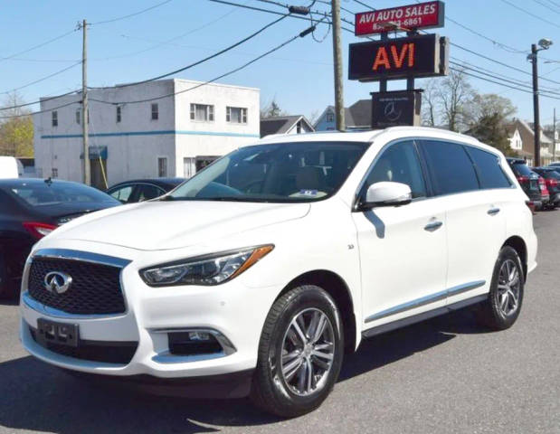 2019 Infiniti QX60 LUXE AWD photo