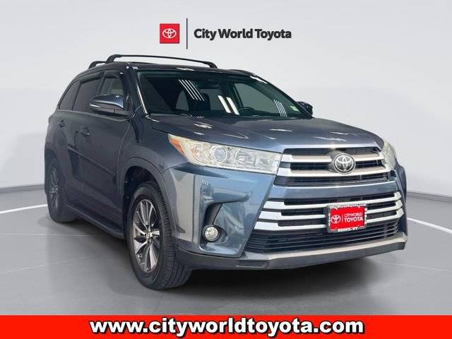 2018 Toyota Highlander XLE AWD photo