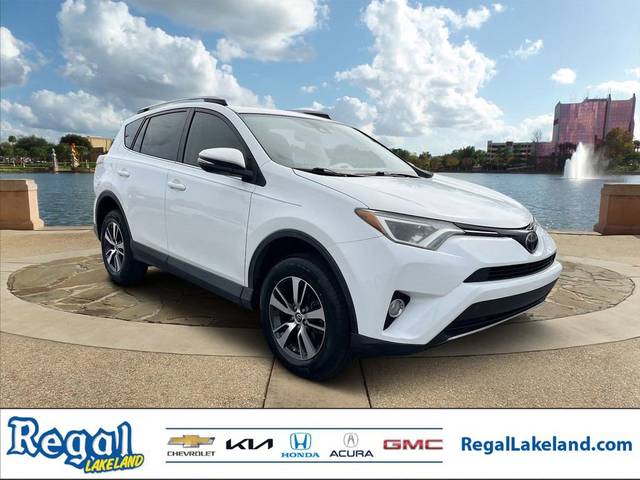 2018 Toyota RAV4 XLE FWD photo