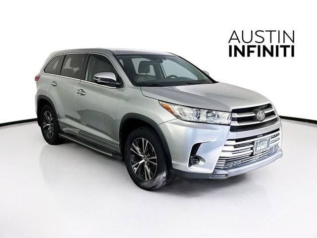 2018 Toyota Highlander LE FWD photo