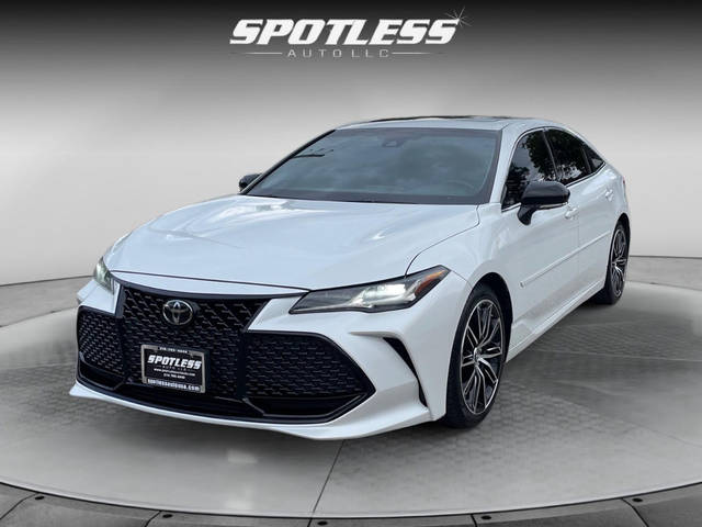 2019 Toyota Avalon Touring FWD photo