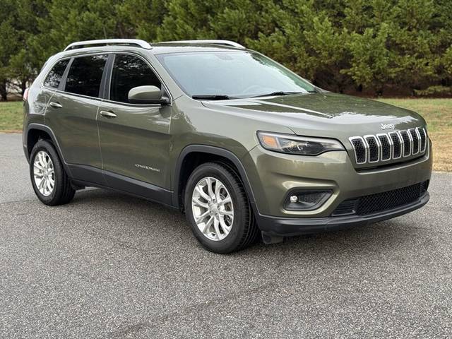 2019 Jeep Cherokee Latitude FWD photo