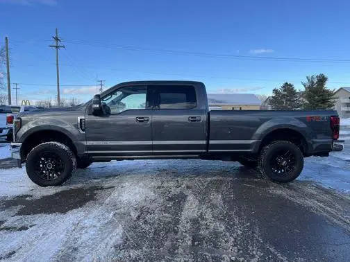 2018 Ford F-350 Super Duty LARIAT 4WD photo