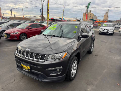 2018 Jeep Compass Latitude 4WD photo