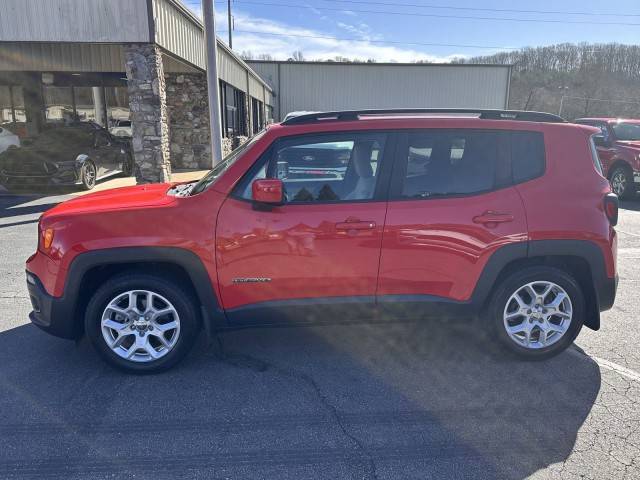 2018 Jeep Renegade Latitude FWD photo