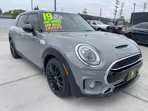 2019 MINI Cooper Clubman Cooper S FWD photo