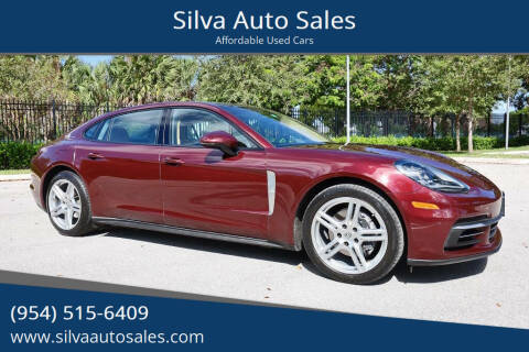 2018 Porsche Panamera 4 Executive AWD photo