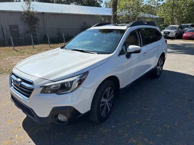 2018 Subaru Outback Limited AWD photo