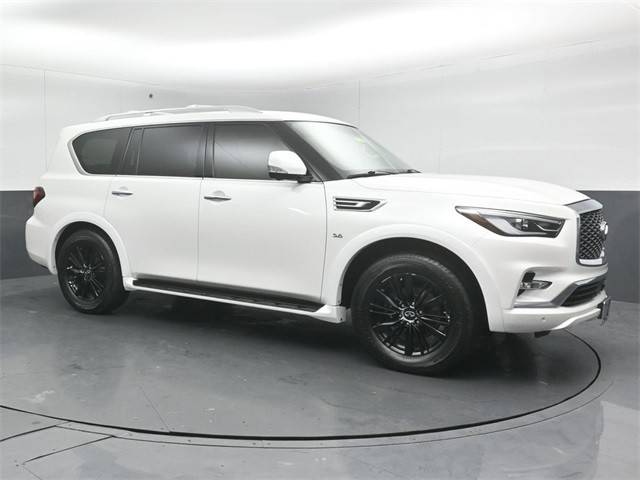 2018 Infiniti QX80 4WD photo