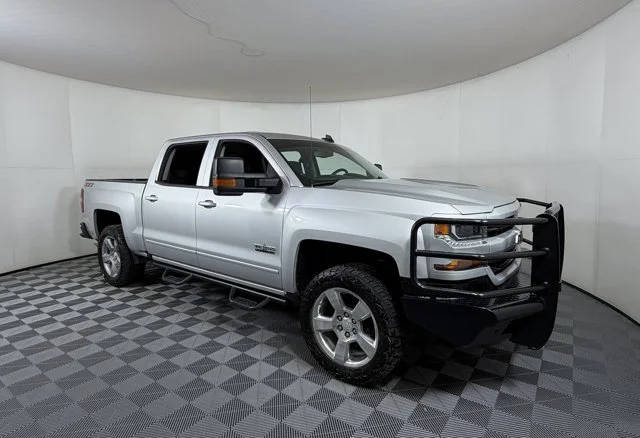 2018 Chevrolet Silverado 1500 LT 4WD photo