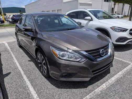 2017 Nissan Altima 2.5 SL FWD photo