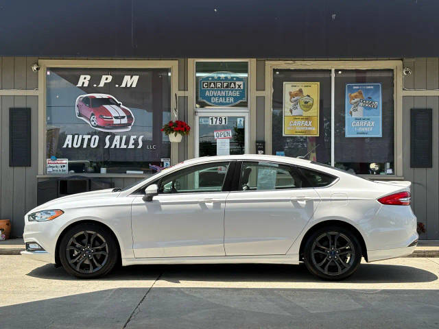 2018 Ford Fusion SE FWD photo
