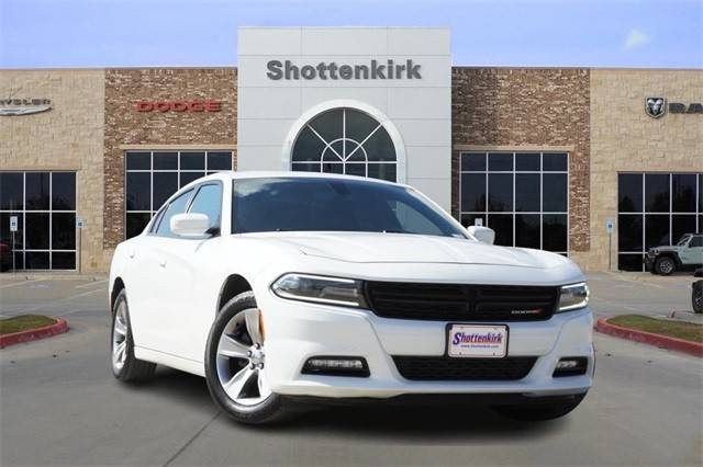 2018 Dodge Charger SXT Plus RWD photo
