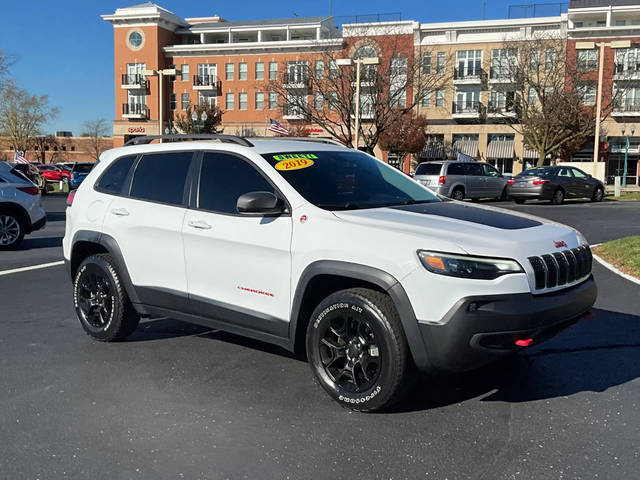 2019 Jeep Cherokee Trailhawk 4WD photo