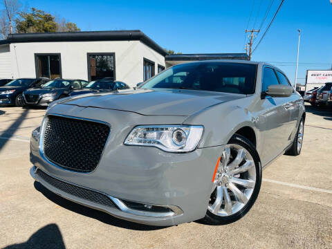 2018 Chrysler 300 Touring L RWD photo