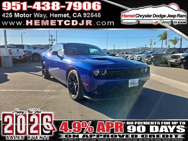2018 Dodge Challenger SXT RWD photo
