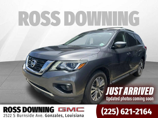 2018 Nissan Pathfinder SV FWD photo