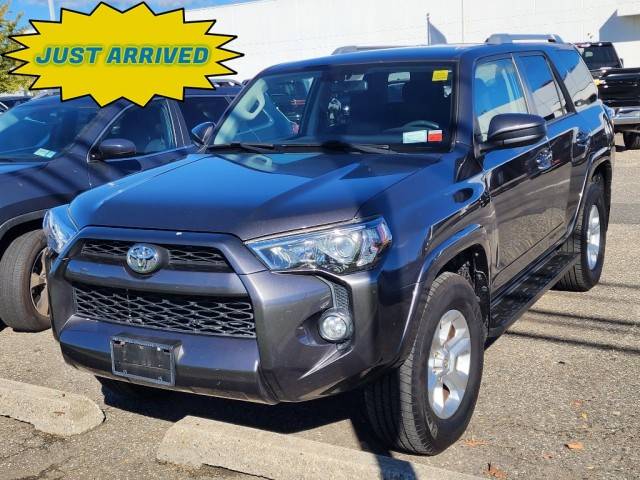 2018 Toyota 4Runner SR5 4WD photo