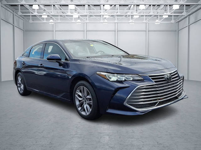 2019 Toyota Avalon XLE FWD photo