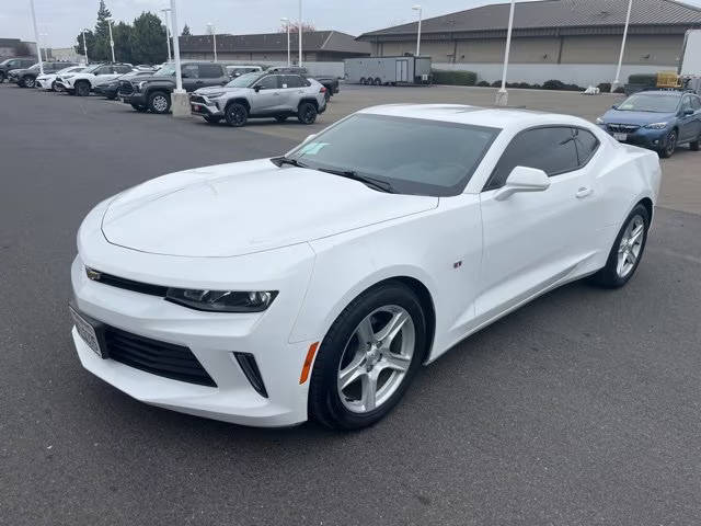 2018 Chevrolet Camaro 1LT RWD photo