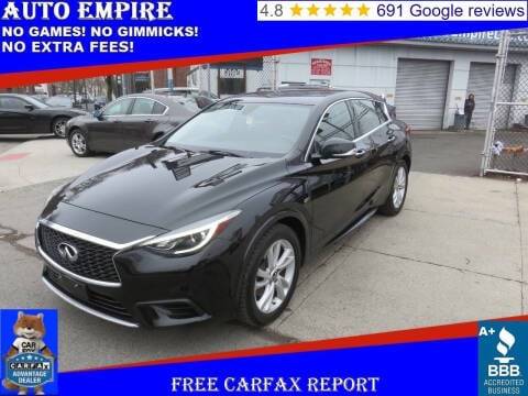 2018 Infiniti QX30 Luxury FWD photo