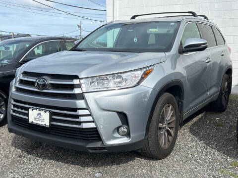 2018 Toyota Highlander XLE AWD photo