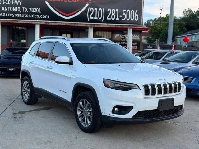 2019 Jeep Cherokee Latitude Plus 4WD photo