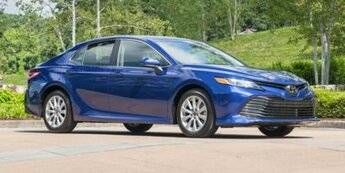 2018 Toyota Camry SE FWD photo