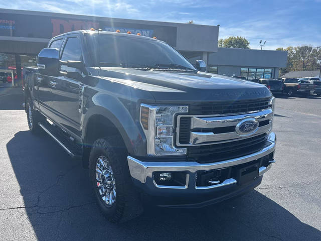 2018 Ford F-250 Super Duty XLT 4WD photo