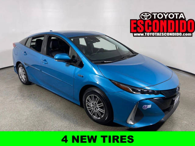 2018 Toyota Prius Prime Premium FWD photo